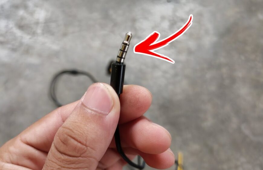 Broken-or-tangled-headphone-jack